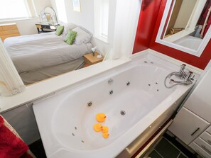 Cottage | 1 bedroom, individually decorated, individually furnished, free WiFi - Sea View Apartment (Pwllheli)