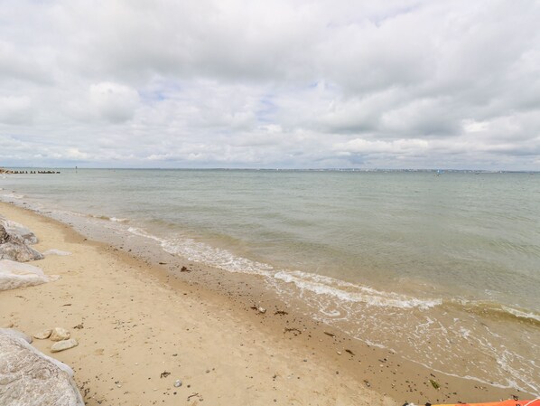 Cottage | Interior - Buddleia Cottage (Seaview)