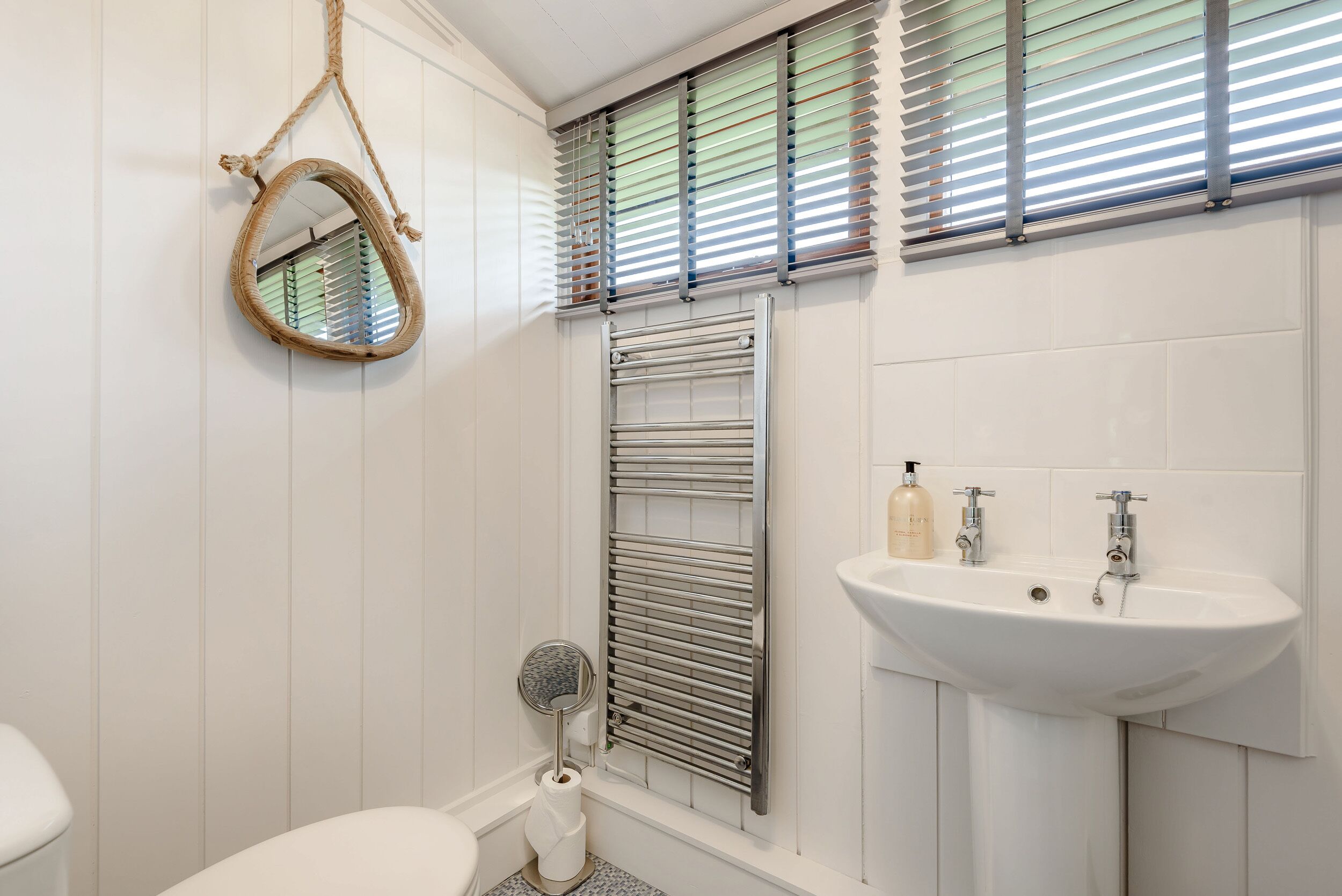 Cottage | Bathroom | Shower