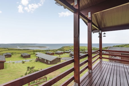 Cottage | Balcony. The Look Out