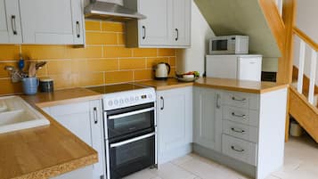 Cottage | Interior