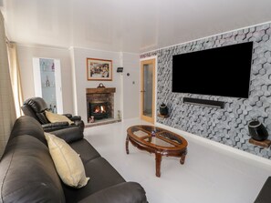 Cottage | Interior - Ground Floor Flat (Llandudno)