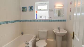 Cottage | Bathroom | Shower