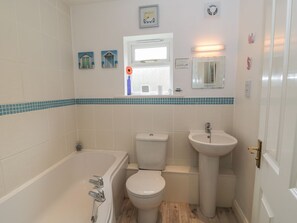 Cottage | Bathroom