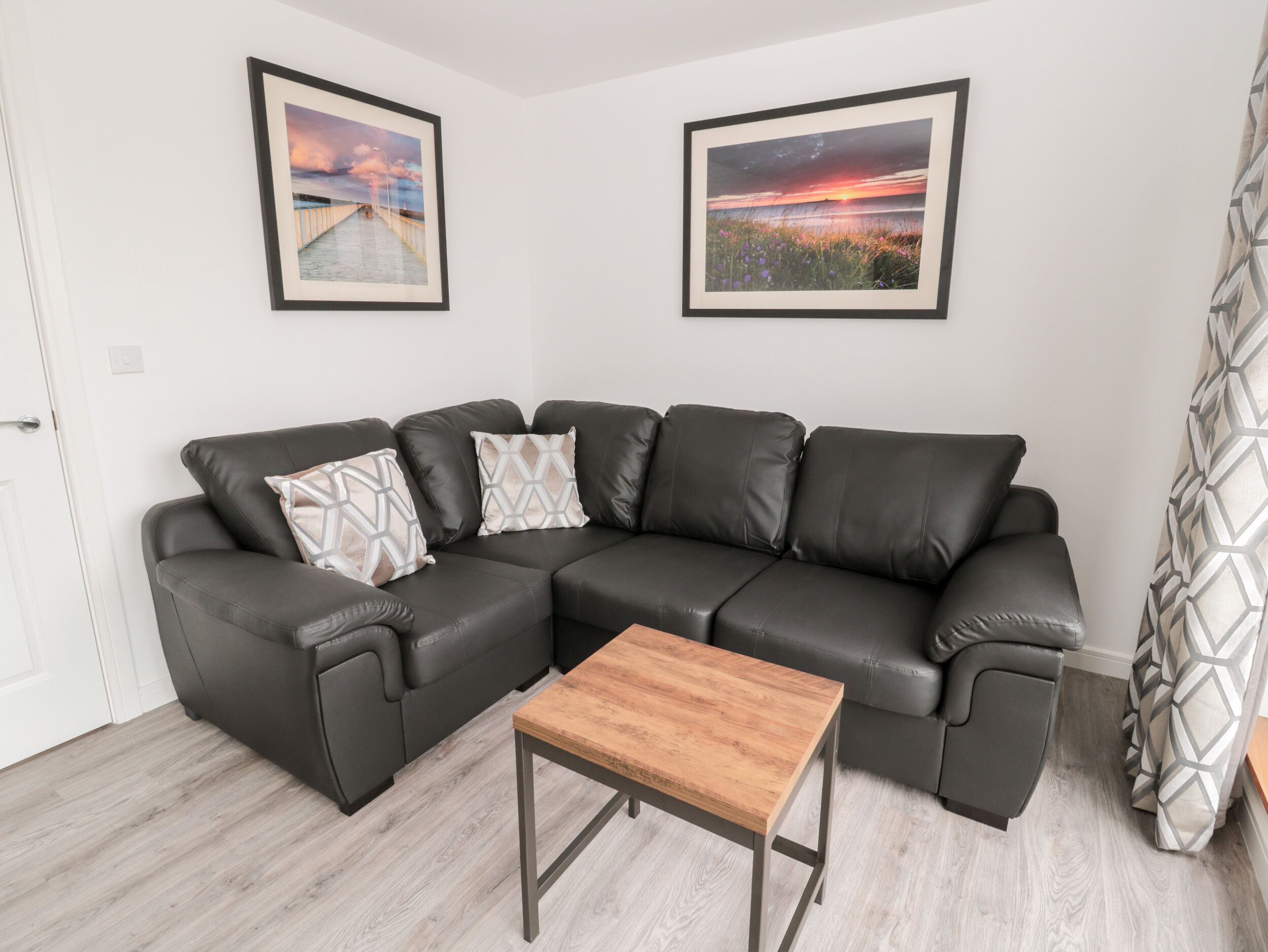 Cottage | Living room