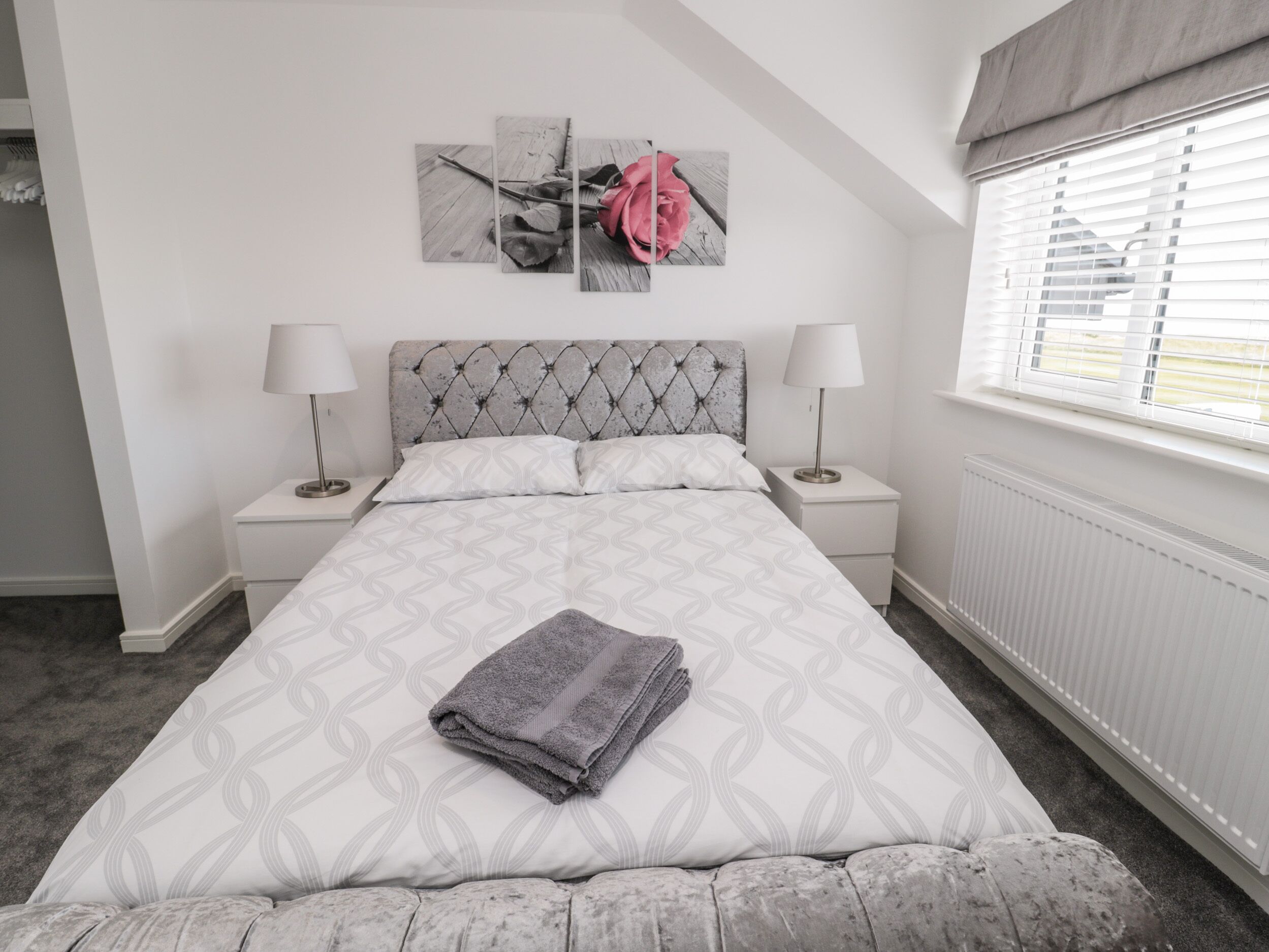 Cottage | 4 bedrooms, individually decorated, individually furnished, free WiFi