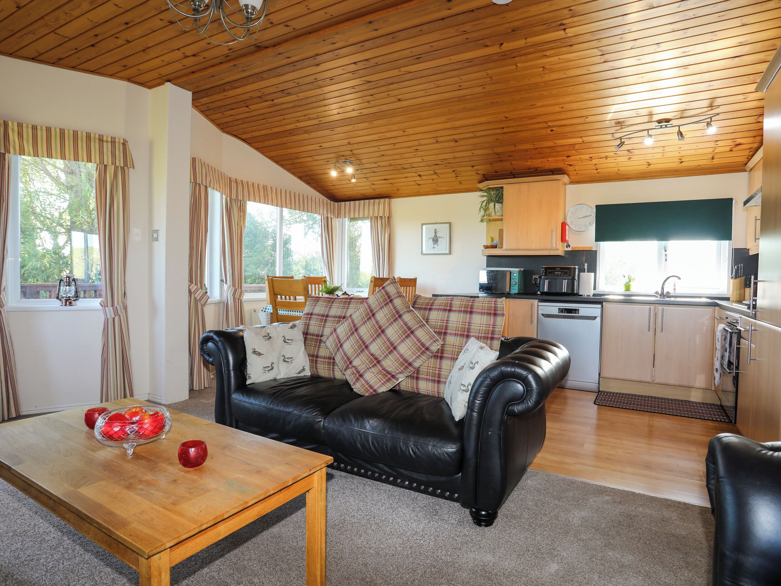 Cottage | Living area