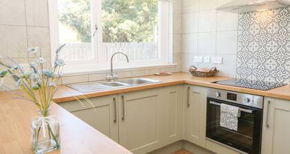 Bankwell Cottage