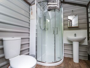 Cottage | Bathroom | Shower - Shepherd's Hut (Scarborough)