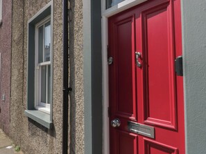 Cottage | Exterior detail - Number Thirty-nine (Ulverston)