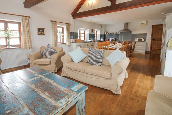 Cottage | Living area