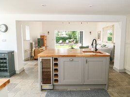 Casa de campo | Cozinha privada | Geladeira, lava-louças, chaleira elétrica, torradeira