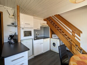 Fridge, microwave, dishwasher