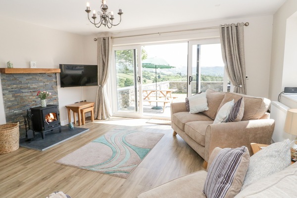 Cottage | Interior