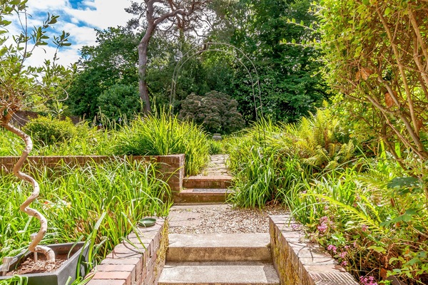 Cottage | Property grounds