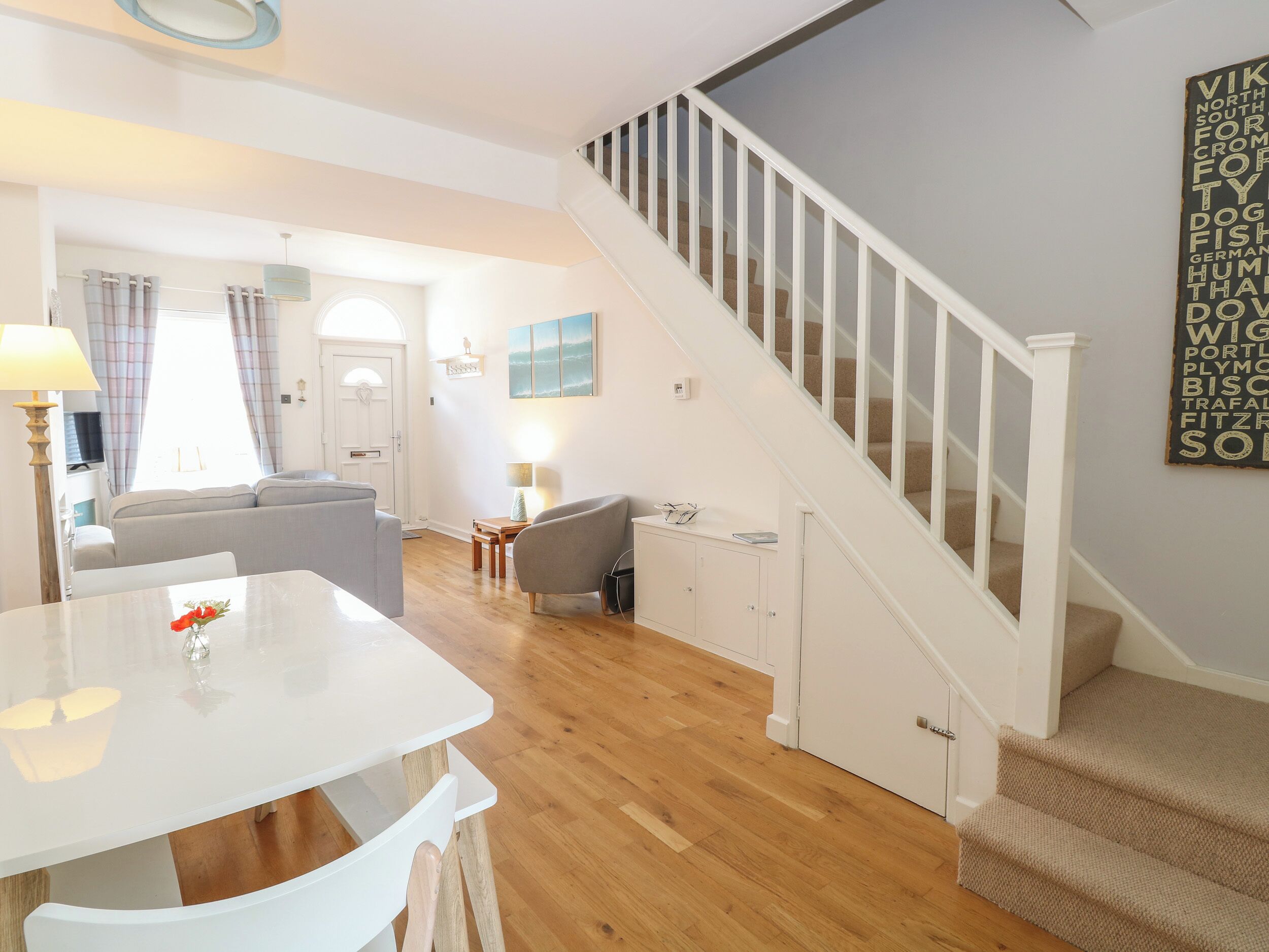 Cottage | Bahagian dalam