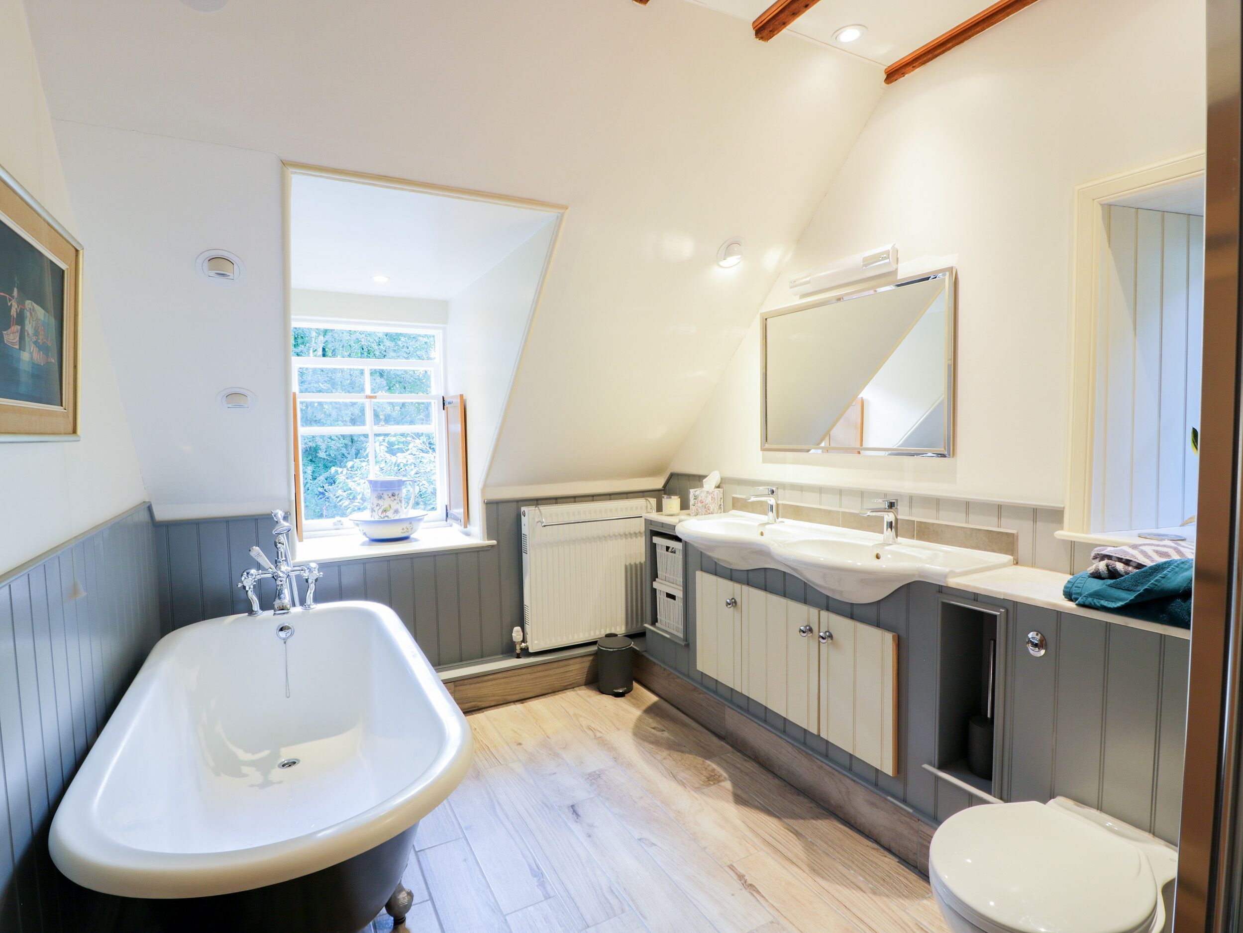 Cottage | Interior