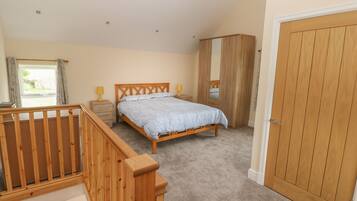 Cottage | 1 bedroom, free WiFi, individually decorated, individually furnished