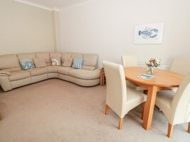 Cottage | Living room