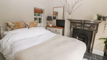 Cottage | 1 bedroom, individually decorated, individually furnished, free WiFi