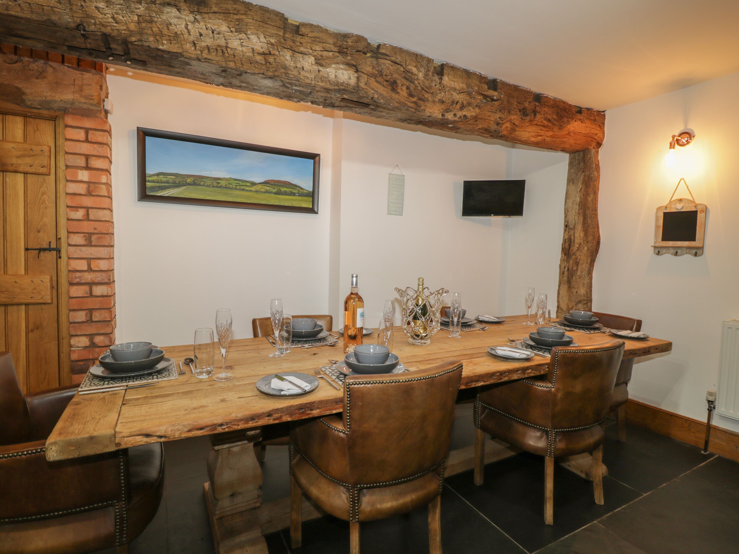Cottage | Interior