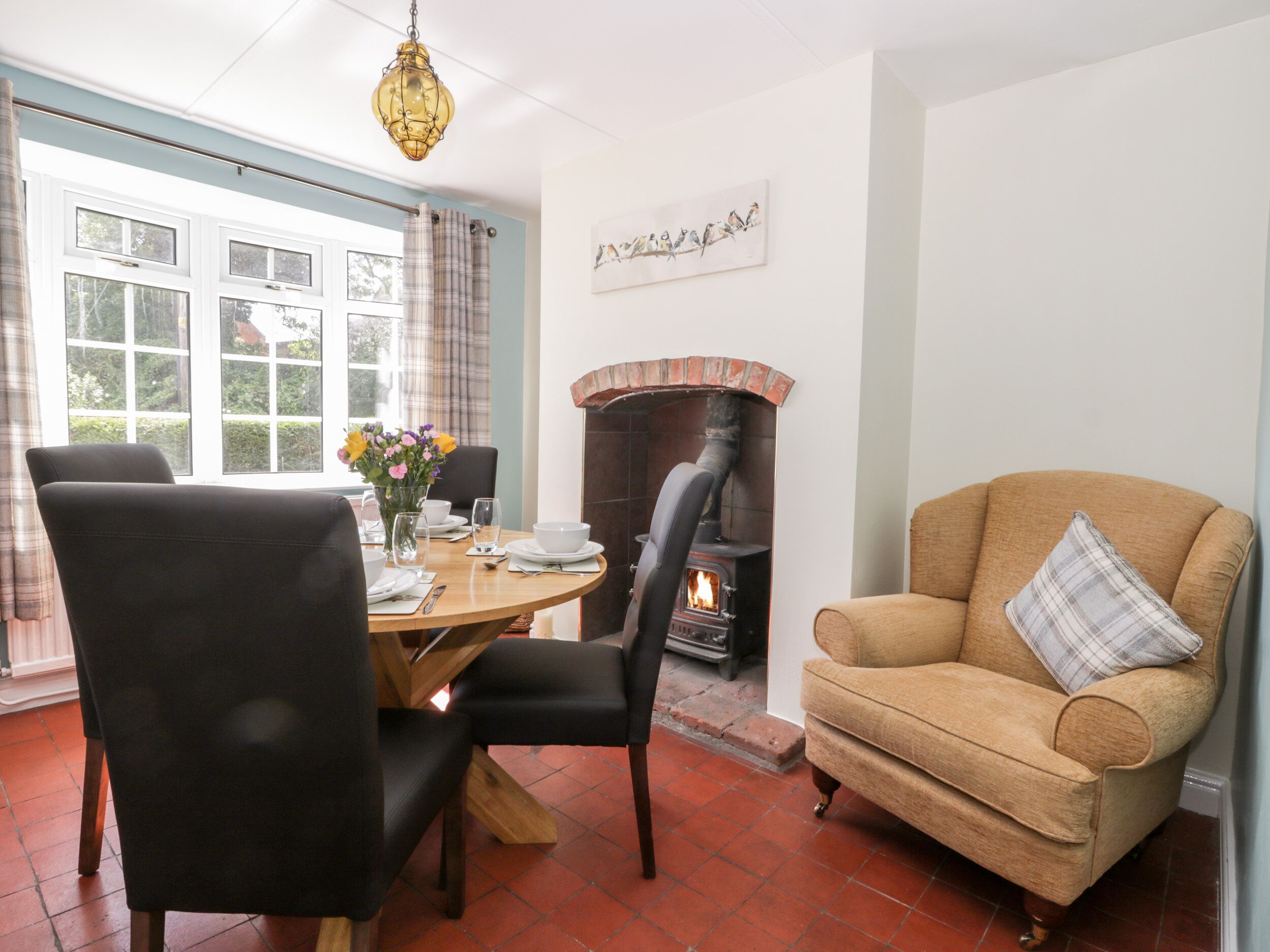 كوخ | 2 عدّة غرف نوم وبديكورات فريدة لكل غرفة وطراز فريد لكل وحدة