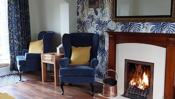 Cottage | Living room
