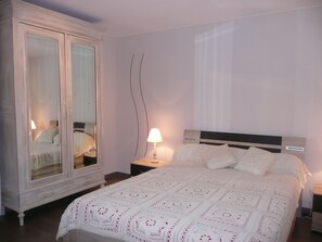 3 chambres, Wi-Fi gratuit, draps fournis