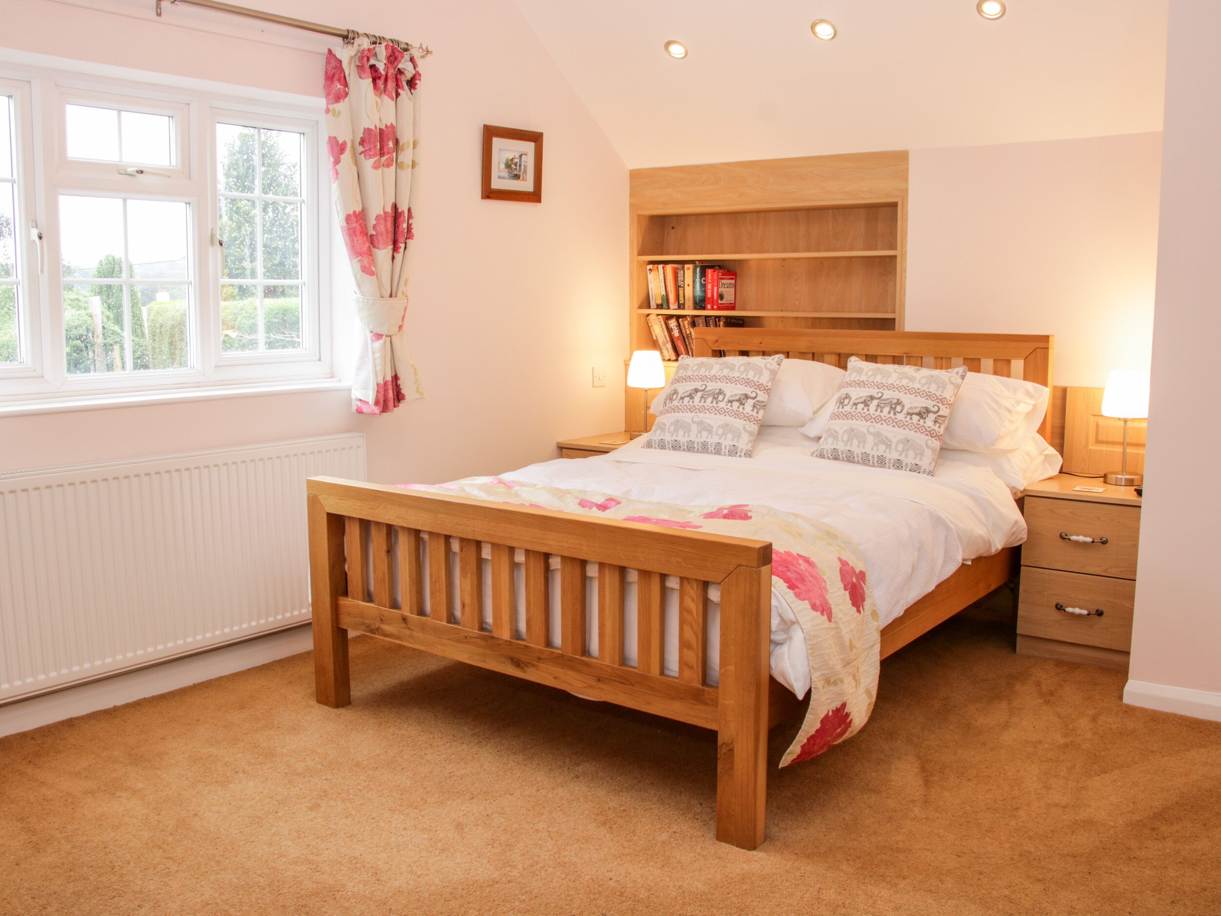 5 habitaciones, decoración personalizada y muebles diferentes 