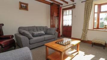 Cottage | Living area