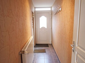 Interior - Charming Ground-Floor Apt in Épinal Center - Terrace, Free Parking, Near Train Station (Épinal)