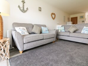 Cottage | Living room