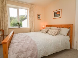 3 bedrooms, individually decorated, individually furnished, free WiFi - 3 Lowerbourne Terrace (Minehead)