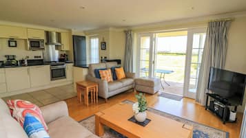 Cottage | Living area