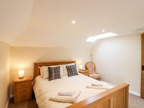 Cottage | 2 bedrooms, individually decorated, individually furnished, free WiFi