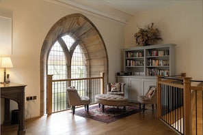 Cottage | Interior