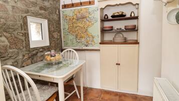 Cottage | Interior