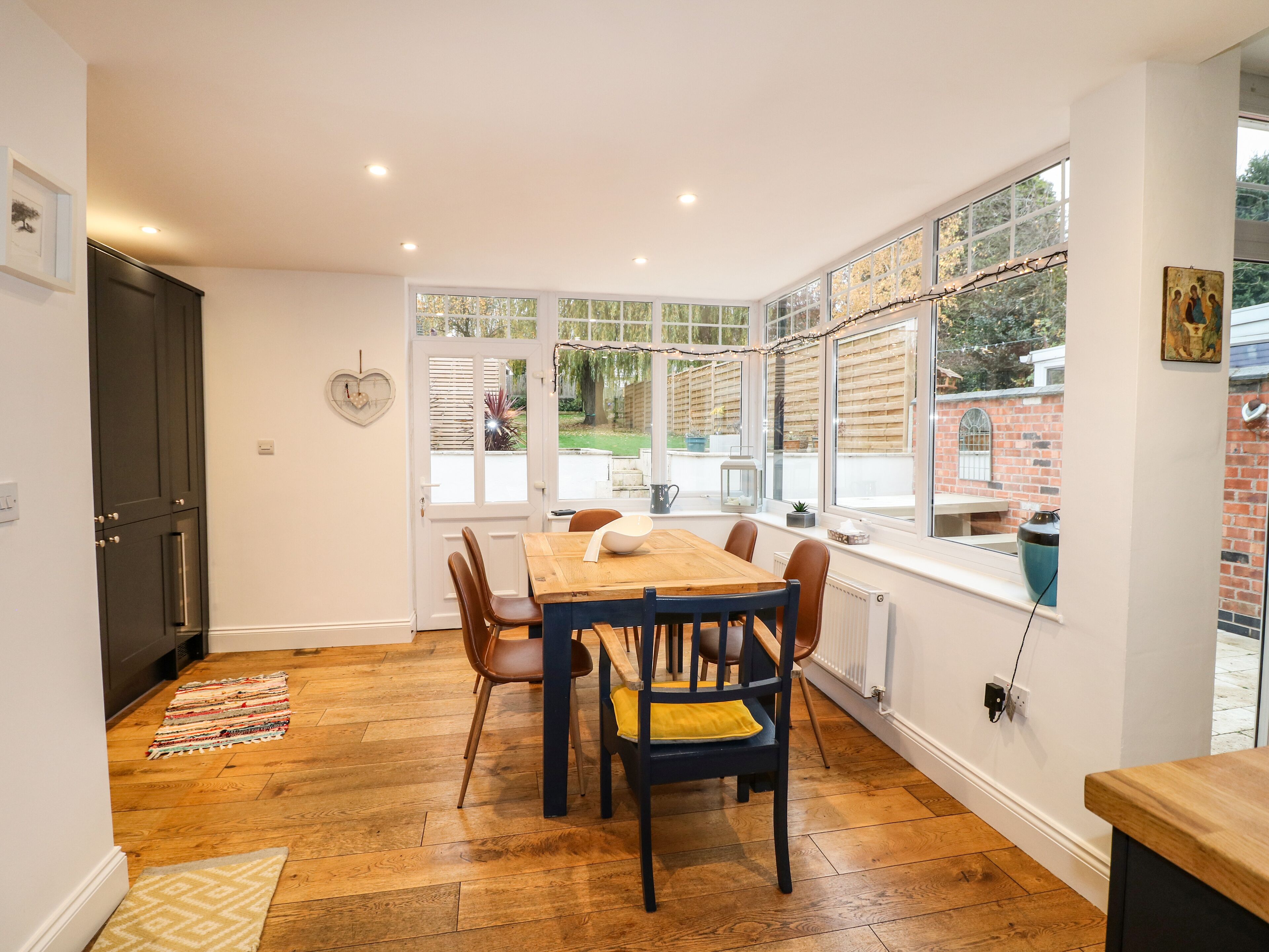 Cottage | Private kitchen | Fridge, dishwasher, electric kettle, toaster