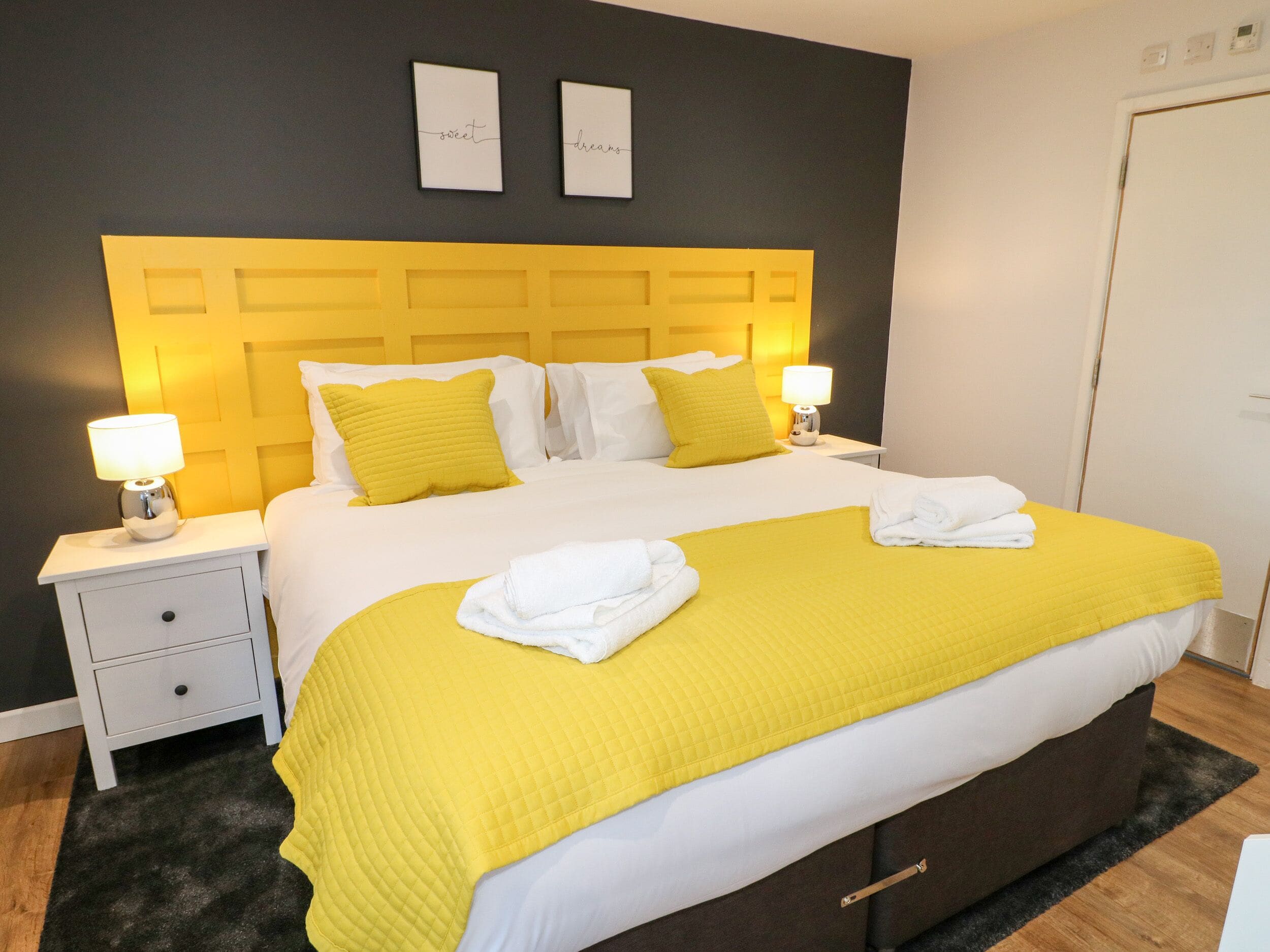 Cottage | 2 bedrooms, individually decorated, individually furnished, free WiFi