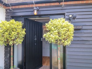 Cottage | Chi tiết ngoại thất