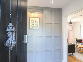 2 habitaciones, decoración personalizada y muebles diferentes 