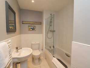 Cottage | Bathroom