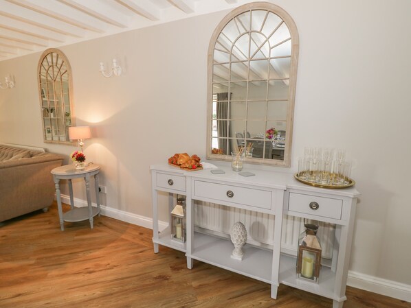 Cottage | Interior - The Granary (Bedford)