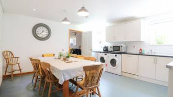 Cottage | Interior