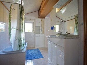 Bathroom - Cozy Village Retreat with Private Pond, Terrace, and Family Amenities in Le Ménil (Le Menil)