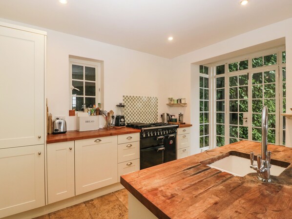 Cottage | Interior - Tor Cottage (Malvern)