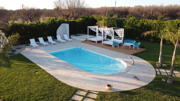 Piscine extérieure, piscine chauffée