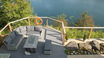 Cottage | Balcony
