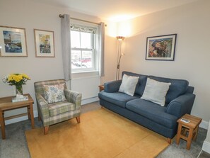 Cottage | Interior - Stephenson Cottage (Whitby)