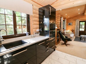 Cottage | Private kitchen | Fridge, dishwasher, electric kettle, toaster - Jalan End (Morpeth)